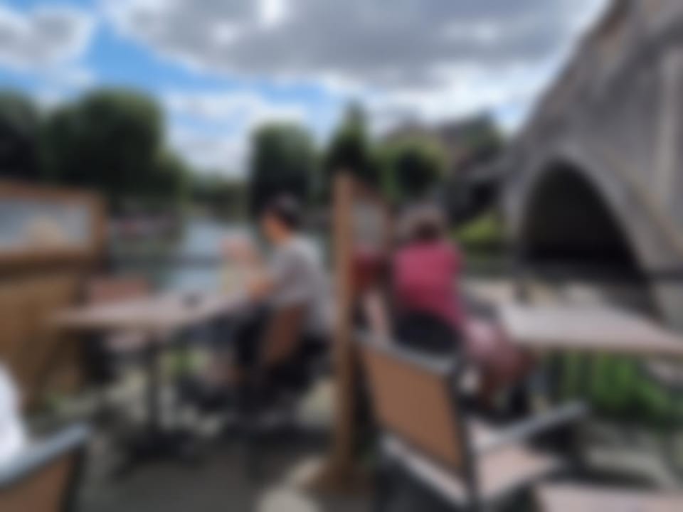 Anchor Cambridge: A Riverside Pub with Character