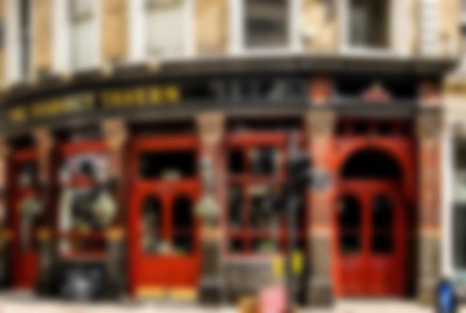 The Viaduct Tavern: A Historic Stop in EC1